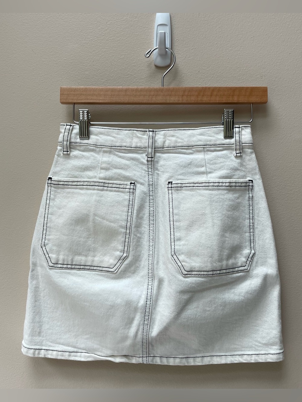 Reformation Jeans Anna Patch Pocket Denim Mini Skirt White Zipper Front Size 25 - Picture 6 of 11